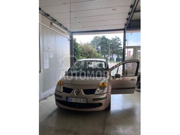 Renault Modus 1.5 dci, 1.950 €, 2005. Monovolumen (MiniVan), Dizel | 1461 cm3, 261.000 km, 60kW (82 KS), Manuelni 5 brzina, 4/5 vrata, 5 sedišta, Mladenovac