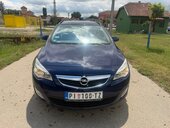 Opel Astra J