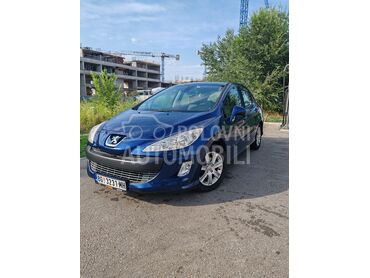 Peugeot 308 Peugeot 308 V. SERV, 4.200 €, 2008. Hečbek, Dizel | 1560 cm3, 221.800 km, 80kW (109 KS), Manuelni 6 brzina, 4/5 vrata, 5 sedišta, Beograd