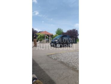 Smart ForTwo Cabrio, 2.000 €, 2003. Kabriolet/Roadster, Benzin | 700 cm3, 230.000 km, 45kW (61 KS), Automatski / poluautomatski, 2/3 vrata, 2 sedišta, Svilajnac