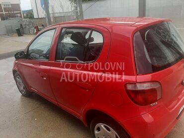 Toyota Yaris 1.3b 5vr. 11.2026, 1.499 €, 2001. Hečbek, Benzin | 1299 cm3, 245.000 km, 63kW (86 KS), Manuelni 5 brzina, 4/5 vrata, 5 sedišta, Niš