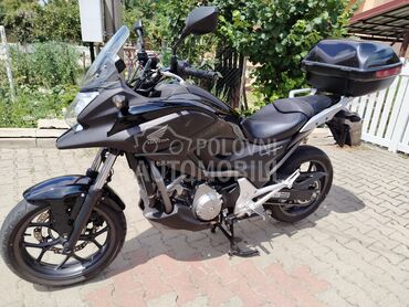 Honda NC700XA, 4.550 €, 2012. , 700 cm3, 33.000 km, 38kW (52 KS), Touring, Zaječar