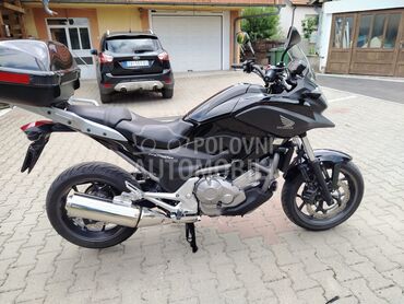 Honda NC700XA, 4.650 €, 2012. , 700 cm3, 33.000 km, 38kW (52 KS), Touring, Zaječar