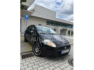 Fiat Grande Punto 1.3mjet T0P, 2.599 €, 2006. Hečbek, Dizel | 1248 cm3, 200.030 km, 66kW (90 KS), Manuelni 6 brzina, 4/5 vrata, 5 sedišta, Vršac