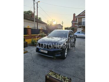 Volvo XC40 4x4 (može zamena), 21.000 €, 2019. Džip/SUV, Dizel | 1969 cm3, 186.000 km, 110kW (150 KS), Automatski / poluautomatski, 4/5 vrata, 5 sedišta, Beograd