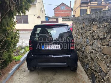 Smart ForTwo, 2.100 €, 2002. Kupe, Benzin | 599 cm3, 120.000 km, 45kW (61 KS), Automatski / poluautomatski, 2/3 vrata, 2 sedišta, Sremski Karlovci