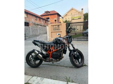 KTM 690 Duke (može zamena), 4.500 €, 2016. , 690 cm3, 32.000 km, 56kW (76 KS), Naked, Valjevo