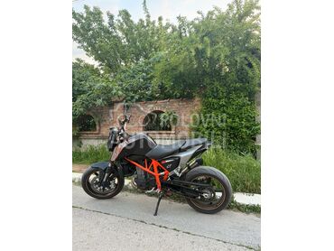 KTM 690 Duke (može zamena), 3.500 €, 2016. , 690 cm3, 32.000 km, 56kW (76 KS), Naked, Valjevo