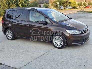 Volkswagen Touran Led/7 sed, 9.999 €, 2016. Monovolumen (MiniVan), Dizel | 1598 cm3, 223.566 km, 81kW (110 KS), Manuelni 6 brzina, 4/5 vrata, 7 sedišta, Apatin