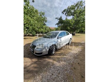 Volkswagen Jetta 1.9tdi, 3.200 €, 2005. Limuzina, Dizel | 1900 cm3, 301.000 km, 77kW (105 KS), Manuelni 5 brzina, 4/5 vrata, 5 sedišta, Đurđin