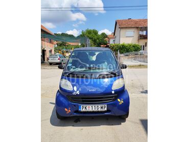 Smart ForTwo, 1.600 €, 2002. Limuzina, Benzin | 599 cm3, 125.000 km, 40kW (54 KS), Automatski / poluautomatski, 2/3 vrata, 2 sedišta, Kuršumlija