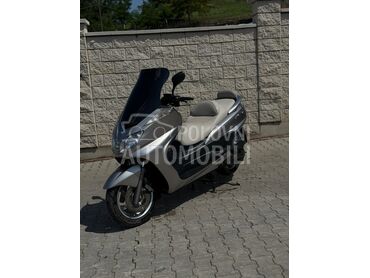 Yamaha Majesty, 1.800 €, 2006. , 395 cm3, 41.000 km, 25kW (34 KS), Scooter, Novi Pazar