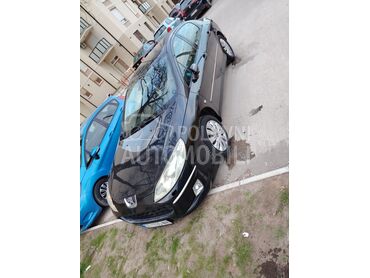 Peugeot 407 2.0 (može zamena), 2.400 €, 2005. Limuzina, Dizel | 1997 cm3, 293.568 km, 100kW (136 KS), Manuelni 6 brzina, 4/5 vrata, 5 sedišta, Stara Pazova