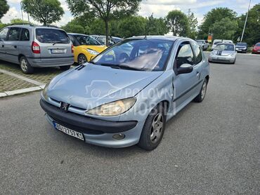 Peugeot 206 1.4 HDI, 550 €, 2003. Hečbek, Dizel | 1398 cm3, 294.000 km, 50kW (68 KS), Manuelni 5 brzina, 2/3 vrata, 5 sedišta, Bežanijska Kosa