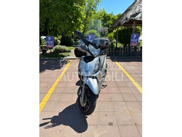 Kymco People GTi (može zamena), 1.590 €, 2011. , 125 cm3, 45.000 km, 11kW (15 KS), Scooter, Jelašnica