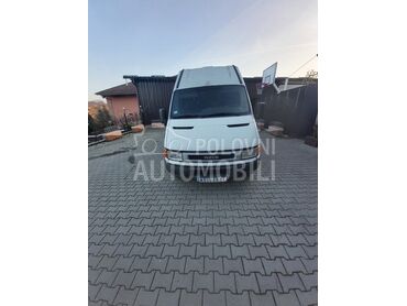 Iveco Daily 35s12, 3.200 €, 2004. , 310.000 km, Dostavni kombi do 3.5t, Dizel, 2300 cm3, Manuelni menjač, Lazarevac