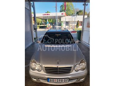 Mercedes Benz C 220 avangard, 2.999 €, 2005. Karavan, Dizel | 2148 cm3, 333.700 km, 110kW (150 KS), Automatski / poluautomatski, 4/5 vrata, 5 sedišta, Rekovac
