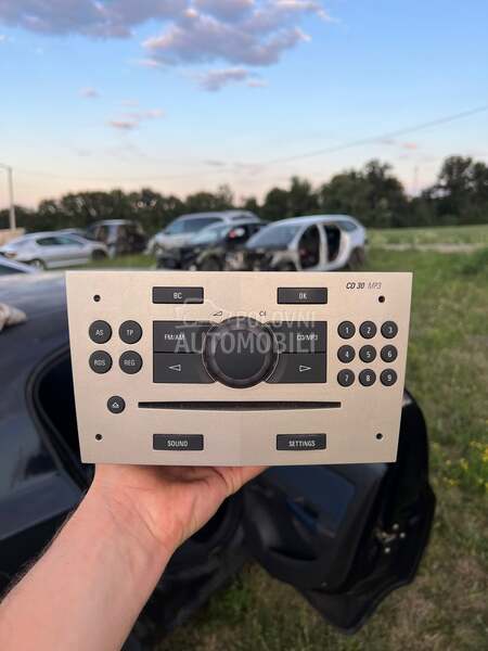 Radio CD 30 MP3 za Opel Corsa D od 2006. do 2014. god.