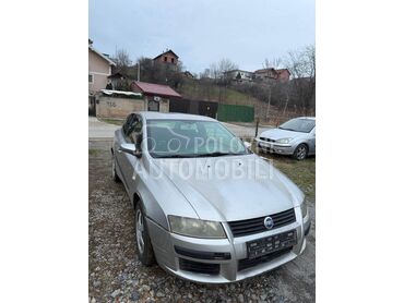 Fiat Stilo, 330 €, 2003. Hečbek, Dizel | 1910 cm3, 365.178 km, 59kW (80 KS), Manuelni 5 brzina, 2/3 vrata, 5 sedišta, Surčin