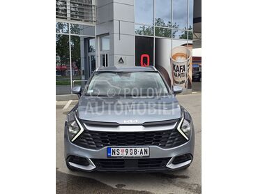 Kia Sportage Kia Sportage MHEV, 20.999 €, 2022. Džip/SUV, Hibridni pogon (dizel) | 1598 cm3, 215.354 km, 100kW (136 KS), Automatski / poluautomatski, 4/5 vrata, 5 sedišta, Novi Sad