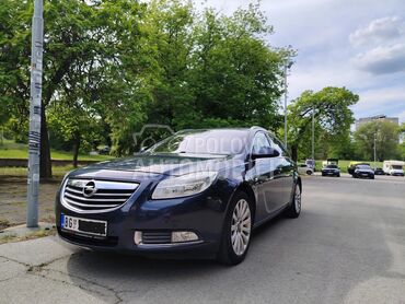 Opel Insignia, 4.900 €, 2010. Karavan, Dizel | 1956 cm3, 320.000 km, 96kW (131 KS), Manuelni 6 brzina, 4/5 vrata, 5 sedišta, Beograd