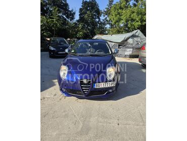 Alfa Romeo MiTo, 3.700 €, 2010. Hečbek, Benzin | 1368 cm3, 177.180 km, 99kW (135 KS), Automatski / poluautomatski, 2/3 vrata, 5 sedišta, Beograd