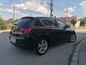 Opel Astra J 1.4i ESSENTIA CH