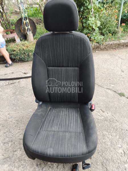 Prednje suvozacevo sediste za Opel Astra J