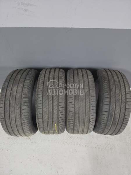 Michelin 235/45 R17 Letnja