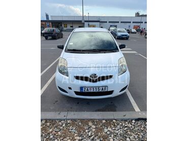 Toyota Yaris, Po dogovoru, 2009. Hečbek, Benzin | 1329 cm3, 252.000 km, 74kW (101 KS), Manuelni 6 brzina, 4/5 vrata, 5 sedišta, Zaječar