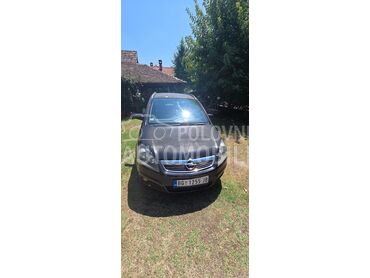 Opel Zafira 1.9.CDTI, 1.900 €, 2005. Monovolumen (MiniVan), Dizel | 1910 cm3, 419.025 km, 110kW (150 KS), Manuelni 6 brzina, 4/5 vrata, 7 sedišta, Beograd
