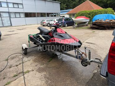 Sea-Doo spark 3up, 6.000 €, 2014. , Vodeni skuter, Plastika, Dužina: 3.05 m, Širina: 1.1 m, Visina: 1 m, Beograd