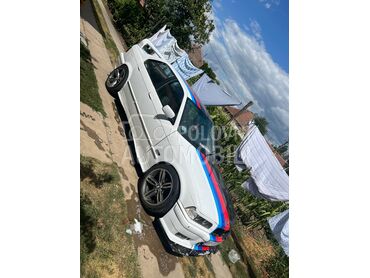 BMW 320 BMW E36, 3.300 €, 1991. Limuzina, Benzin | 1998 cm3, 272.000 km, 110kW (150 KS), Manuelni 5 brzina, 4/5 vrata, 5 sedišta, Pivnice