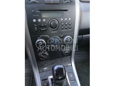 Suzuki Vitara, 6.000 €, 2009. Džip/SUV, Dizel | 2000 cm3, 257.000 km, 95kW (129 KS), Manuelni 5 brzina, 4/5 vrata, 5 sedišta, Voždovac