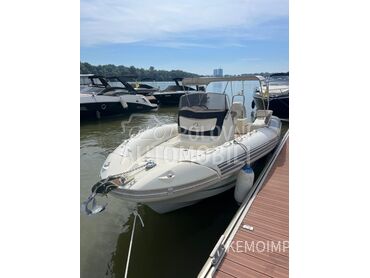 Zodiac NZO 760, 72.000 €, 2013. , Čamac, Fiberglass, Dužina: 7.6 m, Širina: 3.4 m, Visina: 2.2 m, Niš