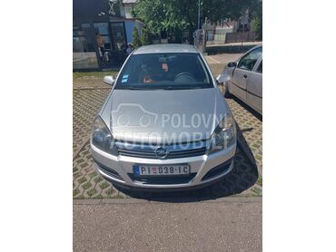 Opel Astra H 1.6, 2.200 €, 2006. Hečbek, Benzin + Gas (TNG) | 1600 cm3, 220.000 km, 77kW (105 KS), Manuelni 5 brzina, 4/5 vrata, 5 sedišta, Pirot