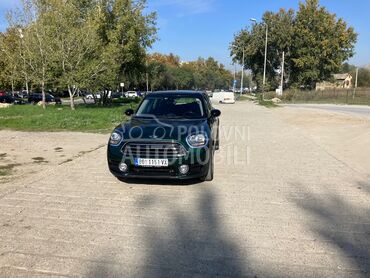 MINI Countryman, 11.500 €, 2017. Hečbek, Benzin | 1499 cm3, 128.000 km, 100kW (136 KS), Manuelni 6 brzina, 4/5 vrata, 5 sedišta, Beograd