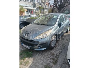 Peugeot 207 1,4, 2.600 €, 2008. Hečbek, Benzin | 1360 cm3, 168.000 km, 54kW (73 KS), Manuelni 5 brzina, 4/5 vrata, 5 sedišta, Zemun