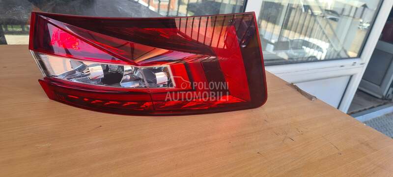 Stop lampa za Škoda Superb od 2015. do 2019. god. - 3V9945207