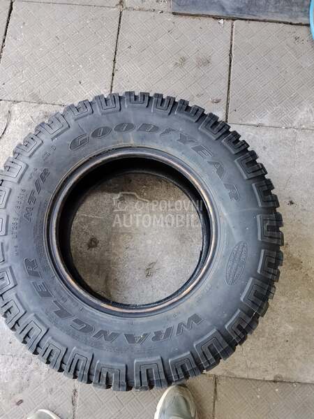 Goodyear 235/85 R16 Sve sezone