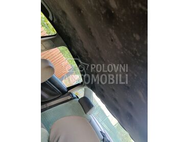 Volkswagen Passat B5, 1.200 €, 2000. Limuzina, Dizel | 1896 cm3, 316.000 km, 66kW (90 KS), Manuelni 5 brzina, 4/5 vrata, 5 sedišta, Rakinac