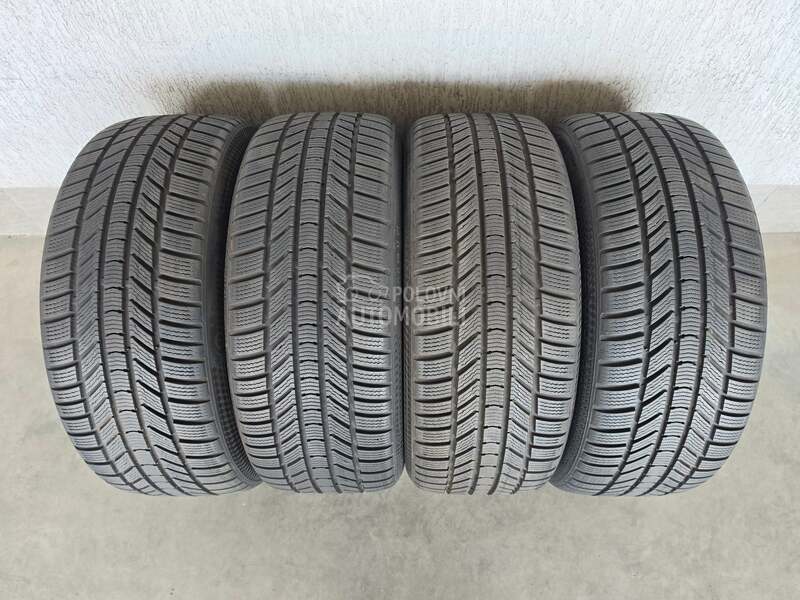 Continental 235/40 R19 Zimska