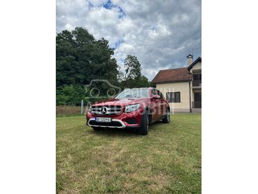 Mercedes Benz GLC 220 4matic (može zamena), 20.000 €, 2016. Džip/SUV, Dizel | 2143 cm3, 200.000 km, 125kW (170 KS), Automatski / poluautomatski, 4/5 vrata, 5 sedišta, Beograd