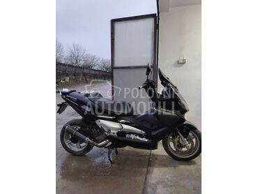 Gilera nexus 500 (može zamena), 2.100 €, 2005. , 498 cm3, 32.155 km, 29kW (39 KS), Scooter, Valjevo