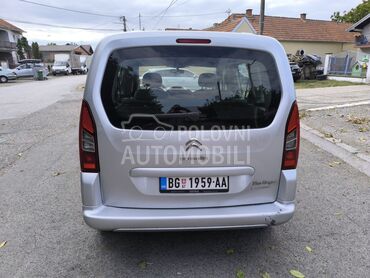 Citroen Berlingo, 4.600 €, 2012. Monovolumen (MiniVan), Dizel | 1560 cm3, 265.000 km, 68kW (92 KS), Manuelni 5 brzina, 4/5 vrata, 5 sedišta, Novi Beograd