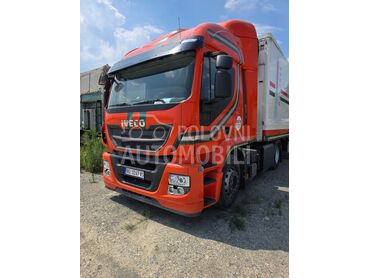 Iveco CNG 330KS, 6.700 €, 2015. , 650.000 km, Tegljač, Metan CNG/LNG, 8700 cm3, Manuelni menjač, Zemun