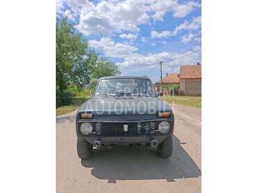 Lada Niva, 1.000 €, 1991. Džip/SUV, Benzin | 1600 cm3, 80.000 km, 50kW (68 KS), Manuelni 4 brzine, 2/3 vrata, 4 sedišta, Popinci