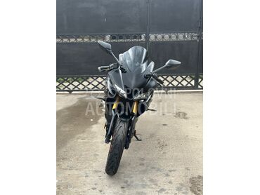 Yamaha Yzf r125, 4.300 €, 2021. , 125 cm3, 16.950 km, 11kW (15 KS), Sport / Super sport, Kikinda