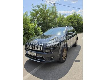 Jeep Cherokee Limited, 13.200 €, 2014. Džip/SUV, Dizel | 1956 cm3, 230.750 km, 125kW (170 KS), Automatski / poluautomatski, 4/5 vrata, 5 sedišta, Kragujevac
