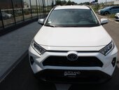 Toyota RAV 4 2.5 Hybrid (može zamena)